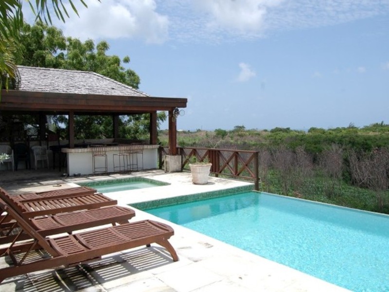 6 Bed House/Villa For Sale in Bannatyne Barbados